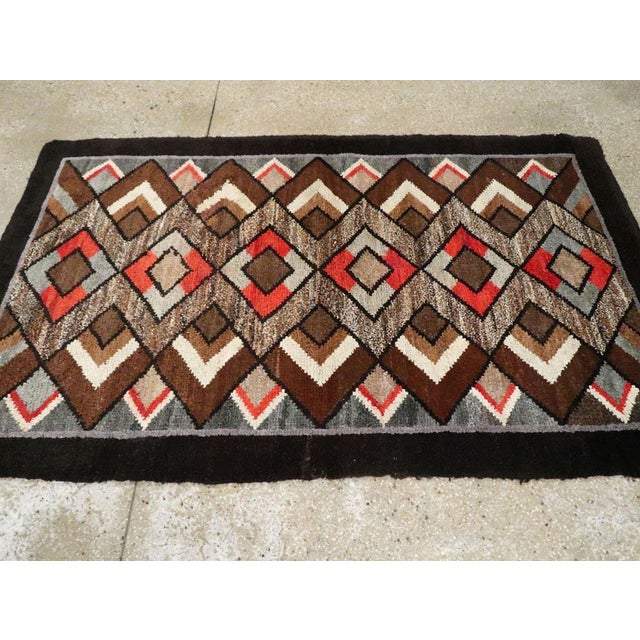 Galerie Shabab Collection Mid-20th Century Handmade Polish Geometric Art Deco Style Accent Rug For Sale In New York - Image 6 of 9