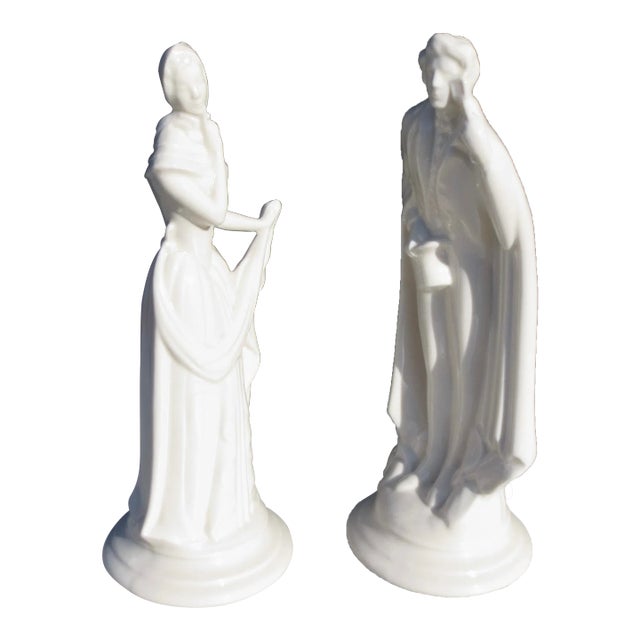Art Deco Porcelain Courting Figures - a Pair of 2 For Sale