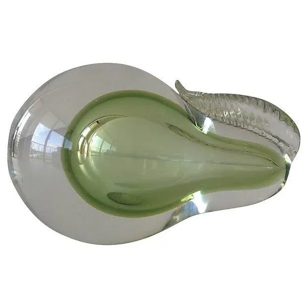 Mid-Century Modern C1960's Italian Alfredo Barbini Hand-Blown Celadon Green Pear Bookend With Gold Dust Inclusions For Sale - Image 3 of 7