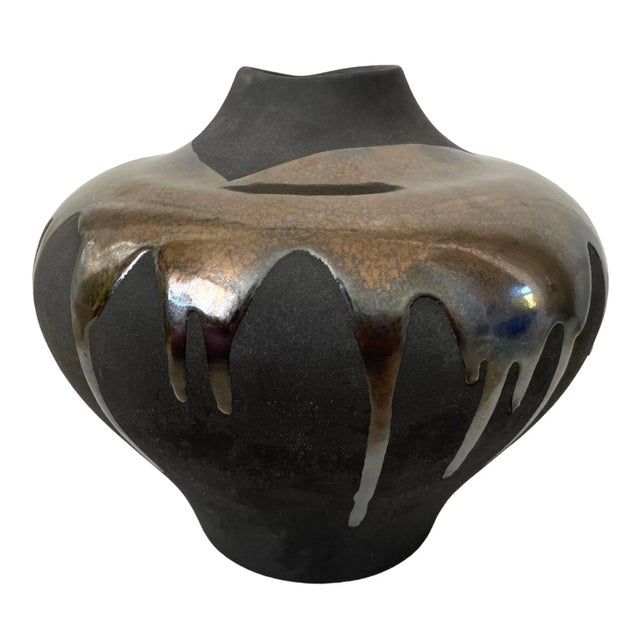 Haeger Vintage 1980s Haeger Black Volcanic Lava Glaze Pottery Vase For Sale - Image 4 of 8