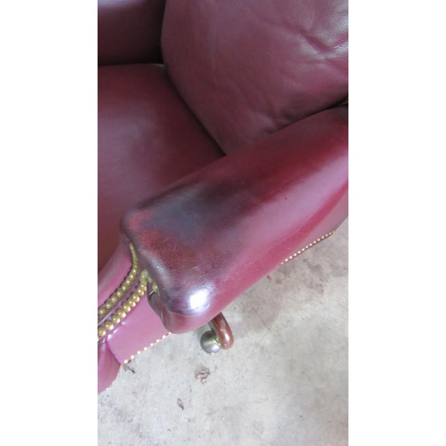 Animal Skin 1980s Southwood Leather Burgandy Office Chair Swivel Quality For Sale - Image 7 of 12