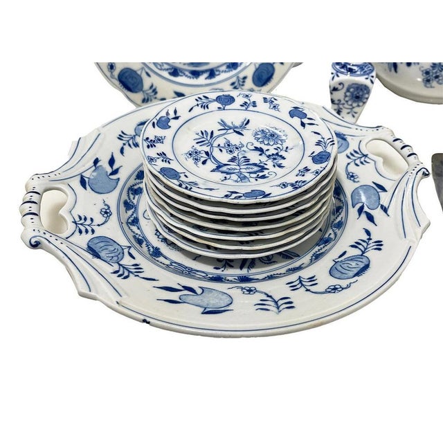 19th Century Dutch Blue Onion Tableware attributed to Louis Regout Maastricht, Set of 36 For Sale - Image 11 of 12