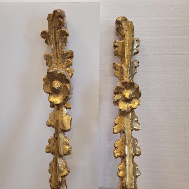Gold Baroque Carved and Gilded Wood Garland Altarpiece Fragments, Spain, 18th Century, Set of 2 For Sale - Image 8 of 18