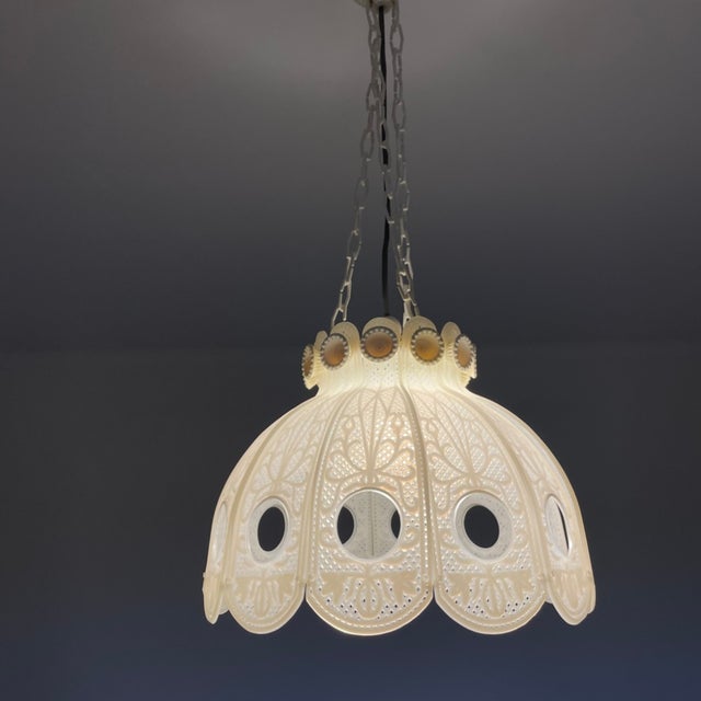 Farmhouse White Acrylic Modular Hanging Light Small Chandelier, Ukraine, 1970s For Sale - Image 3 of 16