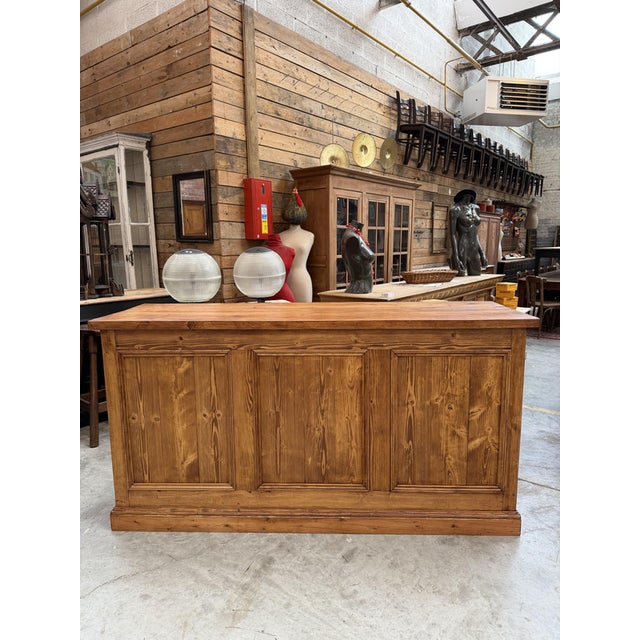 This fir wood counter features a functional drawer at the back and two huge storage compartments. Perfect for a charming...