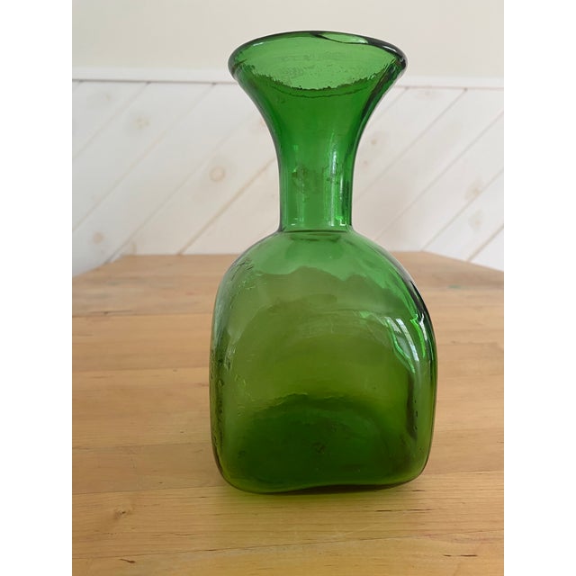 1970s Vintage Mid-Century Modern Italian Green Glass Decanter/Carafe Empoli Italy For Sale - Image 9 of 11