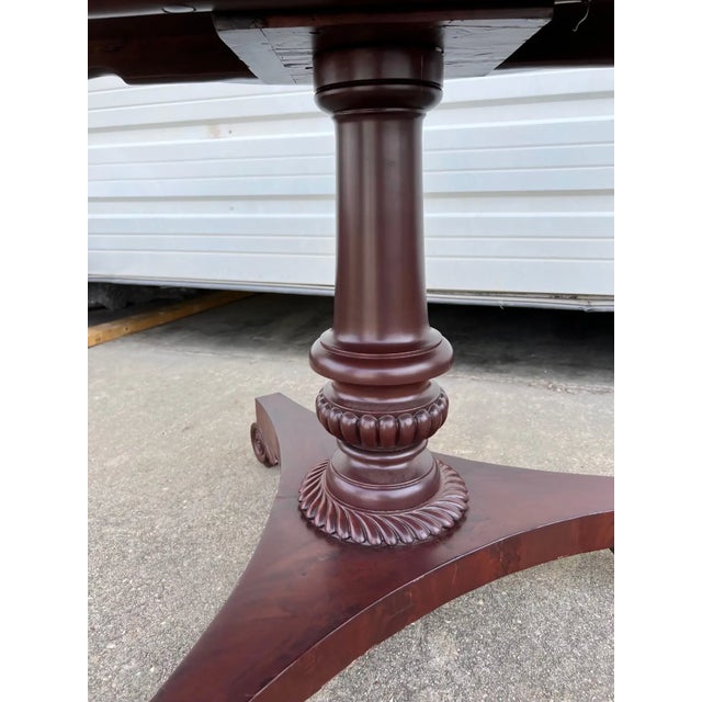 Traditional 19th Century English Regency Mahogany Center Table For Sale - Image 3 of 7