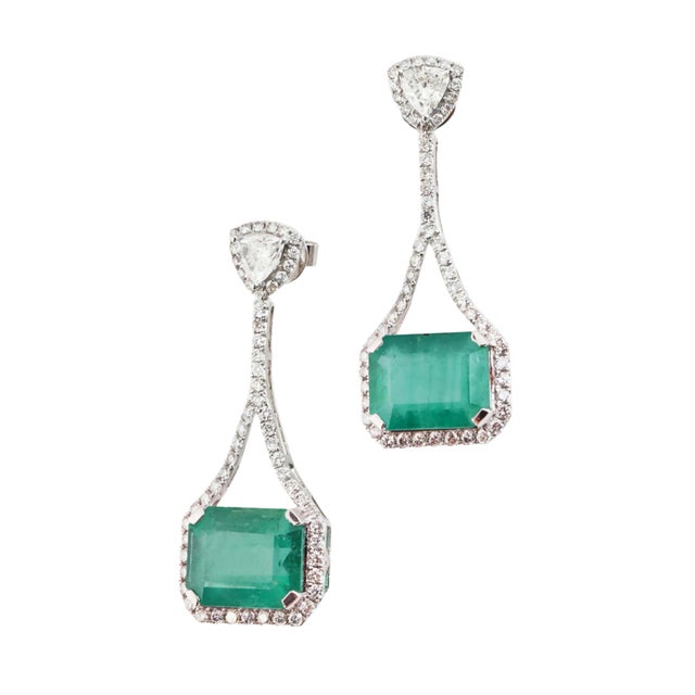 Natural zambian high quality Emerald diamond earring in 18k gold For Sale - Image 10 of 18