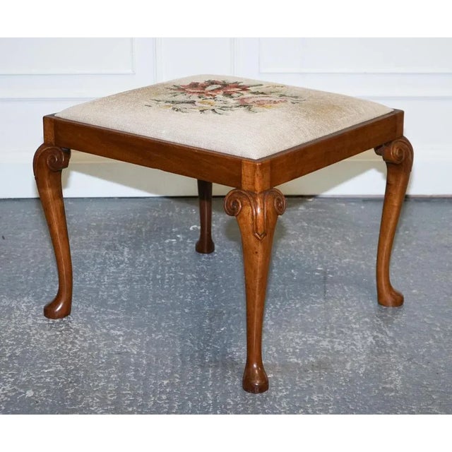 Victorian Hand Carved Queen Anne Legs Piano Stool For Sale - Image 5 of 13
