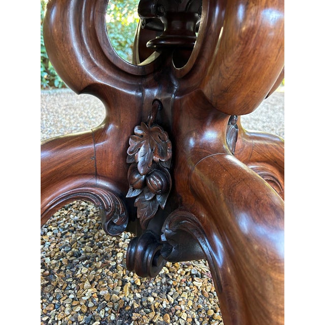 William IV Tilt-Top Oval Serpentine Dining Table in Rosewood, 1830 For Sale - Image 15 of 18