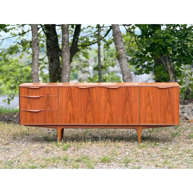 Long Dunvegan Sideboard from McIntosh, 1960s For Sale - Image 17 of 17