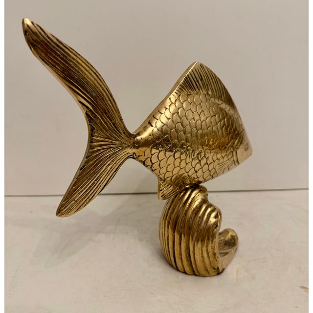 1970s 1970s Brass Tropical Fish Sculpture on Stand, Hollywood Regency Style For Sale - Image 5 of 12