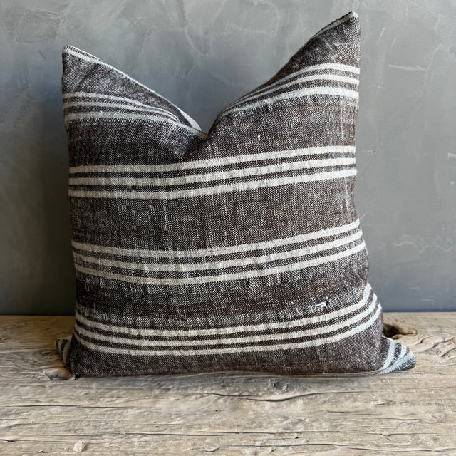 Mid-Century Modern Vintage Turkish Rug Hemp Pillow With Down Insert 22" X 22" For Sale - Image 3 of 5