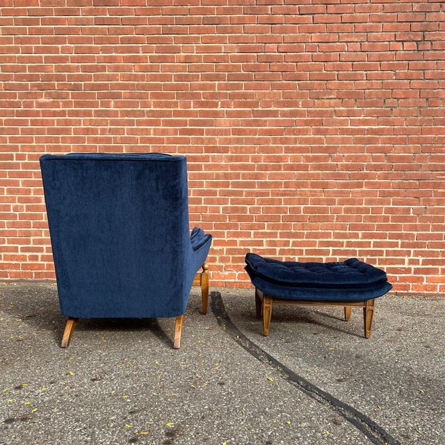 Textile Vintage Castro Convertible “Arden” Lounge Chair and Ottoman For Sale - Image 7 of 9