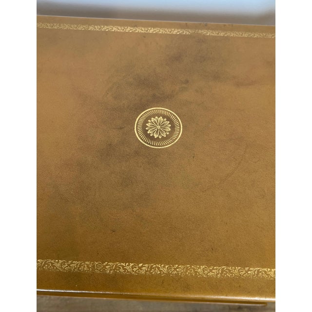 1940s Pair of neoclassical style brass side tables with tan leather tops Attributed to Maison Jansen For Sale - Image 9 of 12