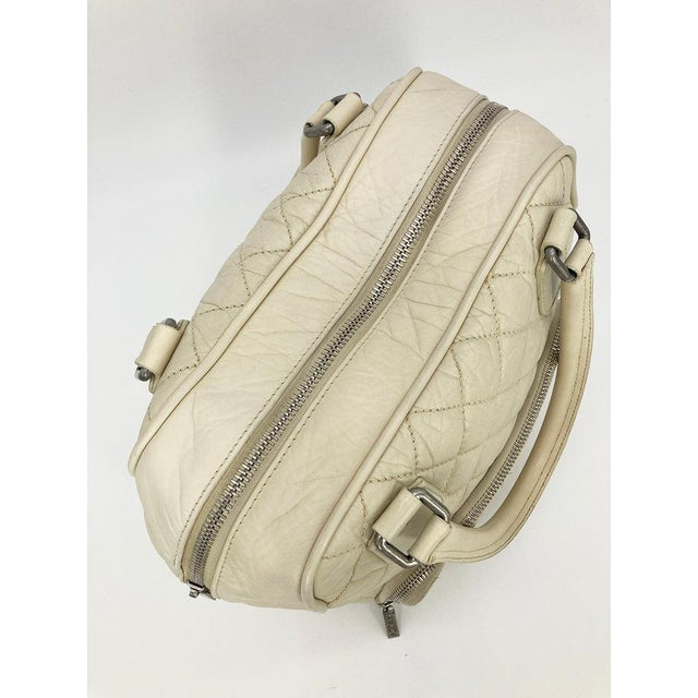 Chanel Paris New York Cream Distressed Bowling Tote For Sale - Image 10 of 11