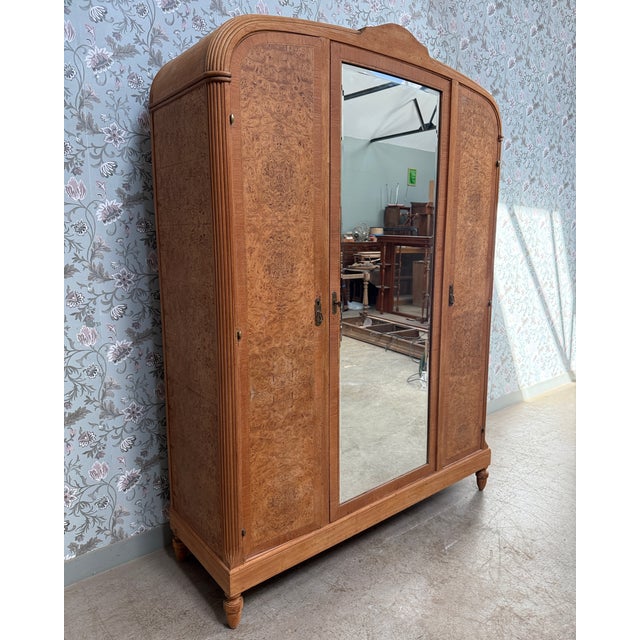 1930s Large Art Deco Wardrobe in Speckled Maple, 1930s For Sale - Image 5 of 17