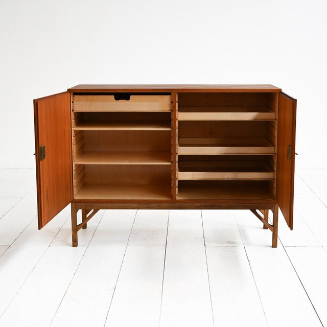 Danish Model 232 Sideboard by Børge Mogensen for FDB, 1960s For Sale - Image 10 of 13