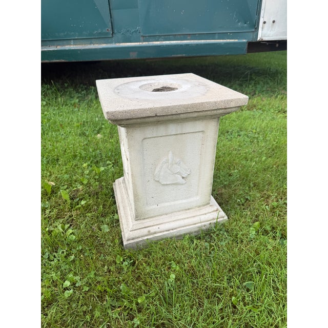 Vintage Hollywood Regency Concrete Horse Head Bust Sculpture Monumental Pedestal For Sale - Image 14 of 14