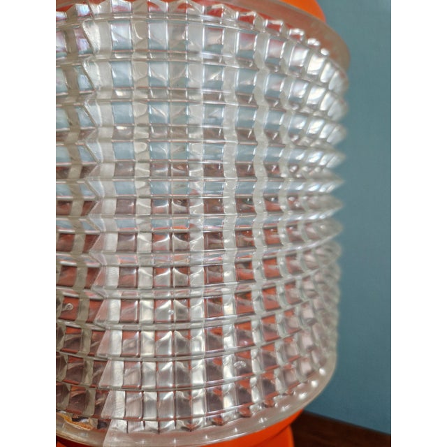 1960s Vintage Table Lamp in Orange and Transparent Plastic, 1960s For Sale - Image 5 of 10