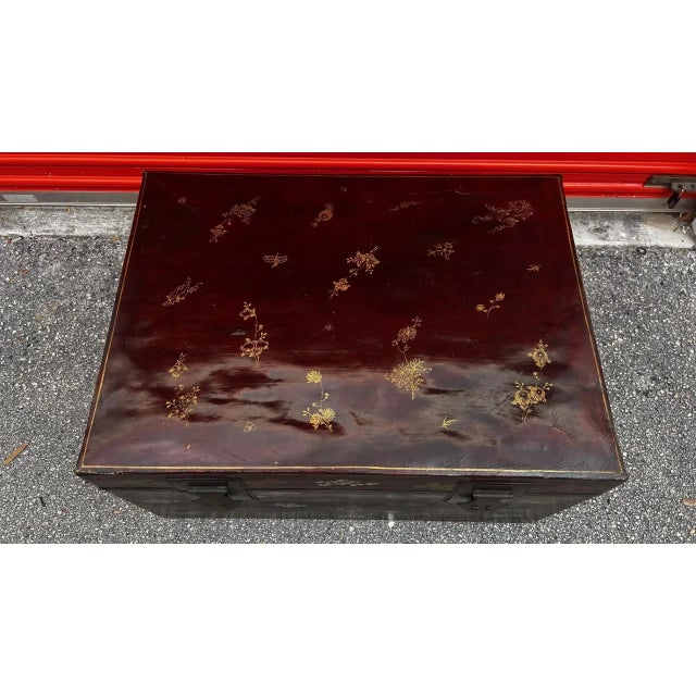 This Vellum leather trunk is in great antique condition. It has a fabulous patina and the hand-painted areas are still...