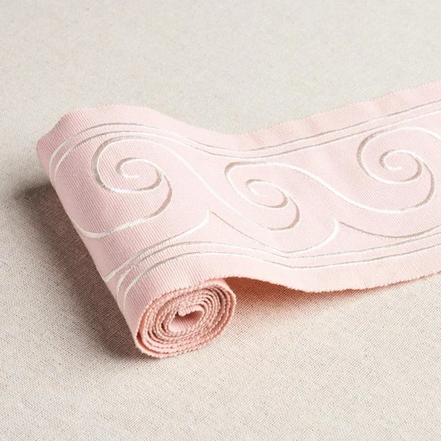 Schumacher Sample - Schumacher X Miles Redd Greek Waves Trim in White on Blush For Sale - Image 4 of 6