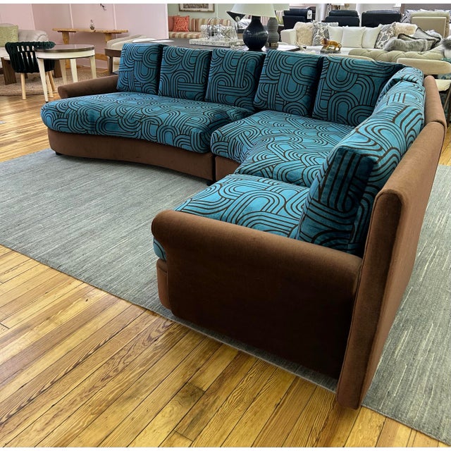 1980s 1980s Large Serpentine Sectional Styled After Vladimir Kagan. Newly Upholstered. For Sale - Image 5 of 9