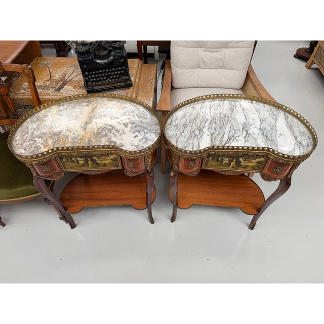 French Marble-Topped Kidney-Shaped Side Tables, Set of 2, in Flawless conditions. Designed before 1890