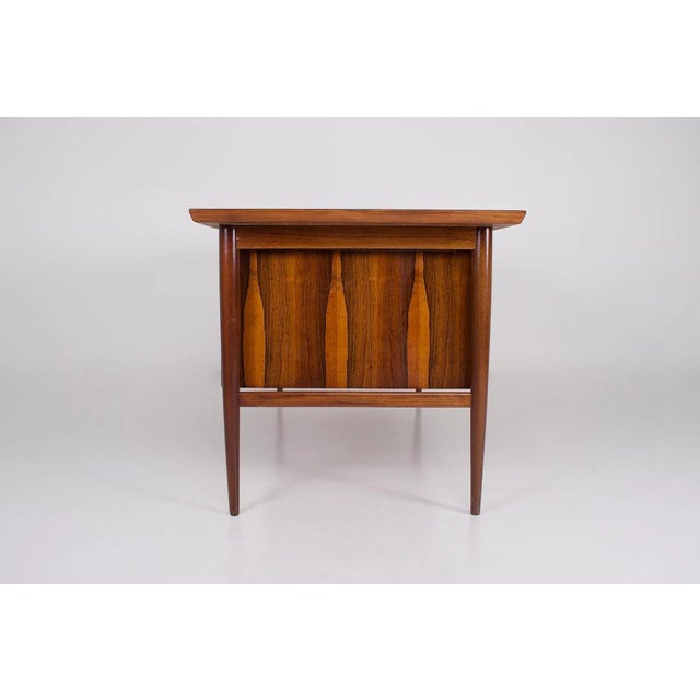 Mid-Century Modern Vintage Desk in Rosewood by Oswald Vermaercke, 1960s For Sale - Image 3 of 11