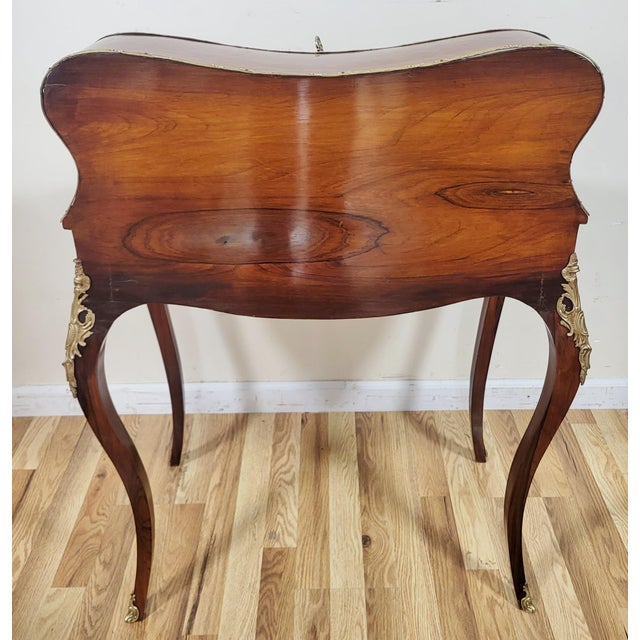 French 19th C Louis XV Rosewood & Satinwood Fitted Slant Front Lady's Desk For Sale In New York - Image 6 of 18