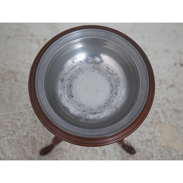 Kittinger 1950s Kittinger Colonial Williamsburg Cw-5 Mahogany Basin Stand For Sale - Image 4 of 15