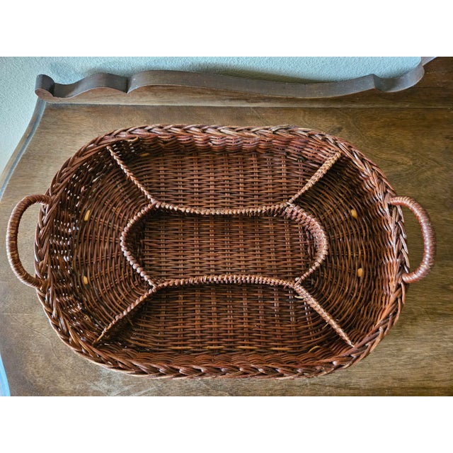 Farmhouse 1980s Vintage Divided Wicker Basket For Sale - Image 3 of 9