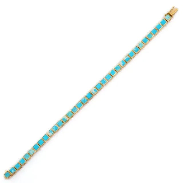 Art Deco 18k Yellow Gold Natural Square Cut 10.15 Ct Turquoise Tennis Bracelet For Sale - Image 3 of 5