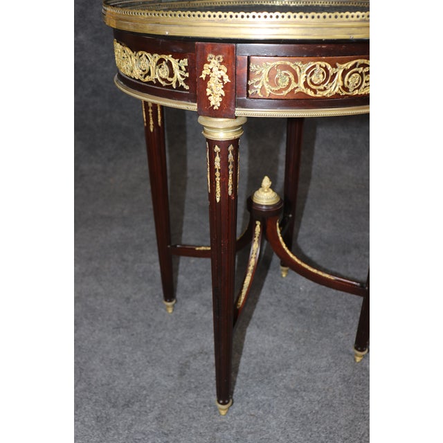 French 19th C French Louis XVI Style Ormolu Mounted Marble Top End Table For Sale - Image 3 of 15