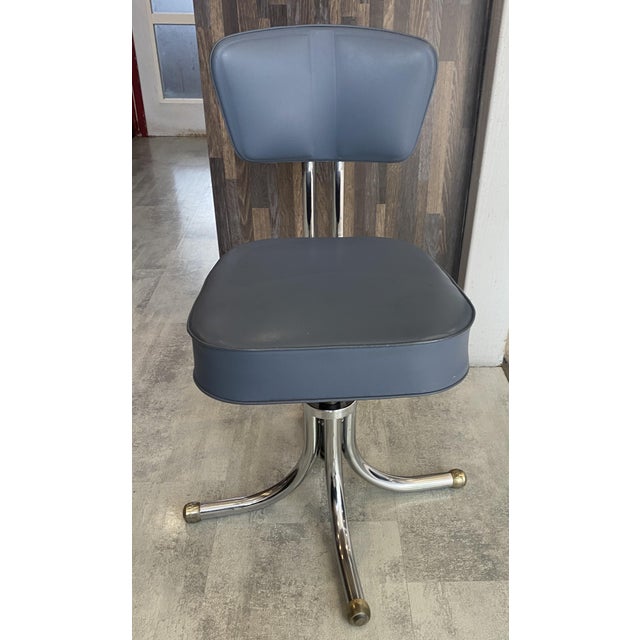 Vintage Swivel Office Chair in Grey Chrome Faux Leather in the style of Roneo, 1950s For Sale - Image 6 of 18