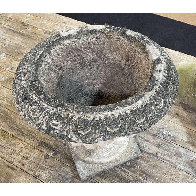 Medici Statue in Reconstituted Stone, 1970s For Sale - Image 3 of 4