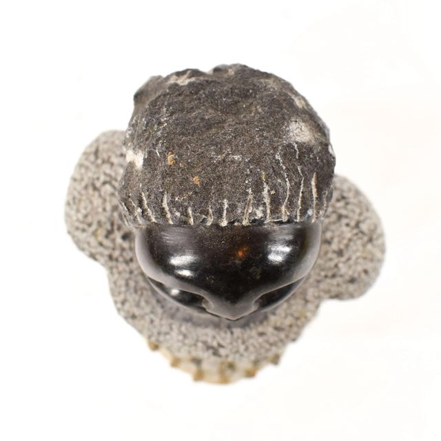 Early 20th Century Early 20th Century Shona Stone Woman Sculpture In The Style of Colleen For Sale - Image 5 of 7