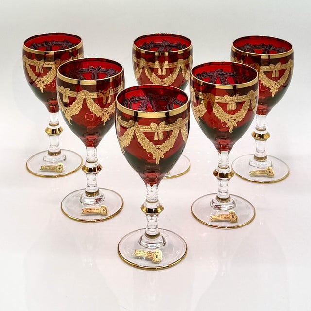 Vintage Italian Ruby Red Crystal Wine Goblets with 24k Gold Neoclassical Garlands by Interglass, 1980s, Set of 6 For Sale - Image 6 of 18