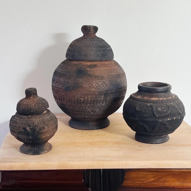 Late 19th Century Hand Thrown Kalinga Pottery Ceremonial Jars and Vessel, a Set of Three For Sale - Image 13 of 13