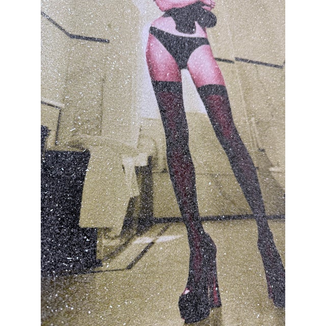 Paper Vintage Kate Moss (Dd Yellow) Photograph For Sale - Image 7 of 8