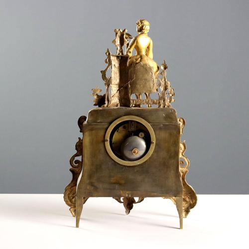 Gold French Mantelpiece Clock in Gilded Bronze For Sale - Image 8 of 10