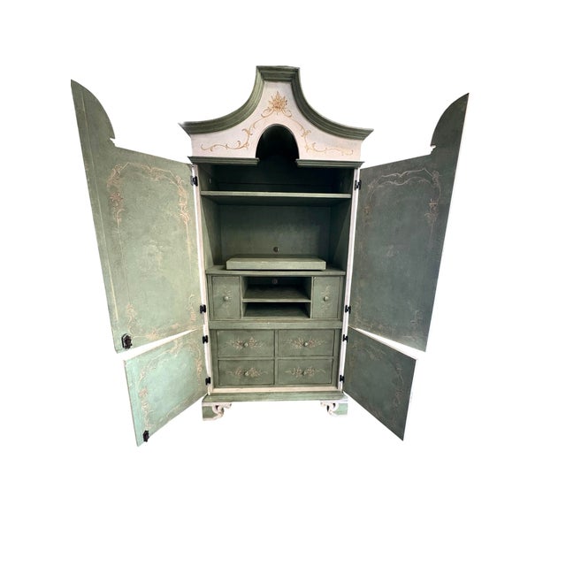 Hand Painted Chinoiserie Pagoda Artisan Cabinet Made in Italy For Sale In New York - Image 6 of 12