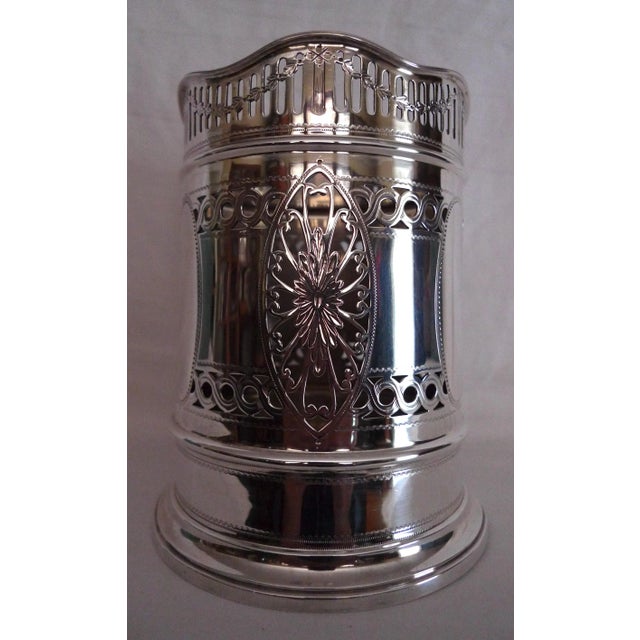 Early 20th Century Edwardian Sterling Silver Siphon Stand Wine Bottle Coaster by Goldsmiths & Silversmiths Company For Sale - Image 10 of 13