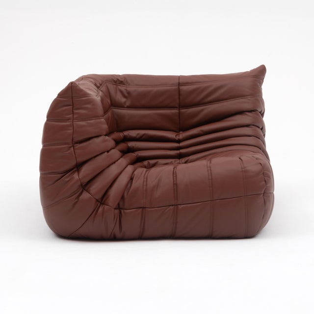 Vintage Ligne Roset Togo 5-Piece Lounge Set in Auburn Leather - Restored & Authentic For Sale - Image 13 of 18