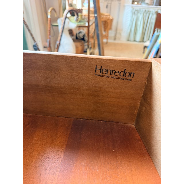 Traditional Henredon Vintage Bow Front Chest For Sale - Image 3 of 5