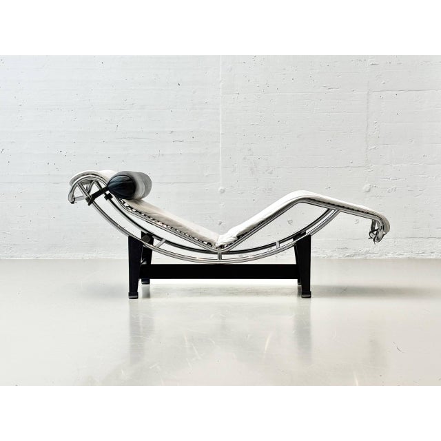 LC4 Chaise Longue by Le Corbusier, Jeanneret, and Perriand for Cassina, Late 1970s For Sale - Image 7 of 18