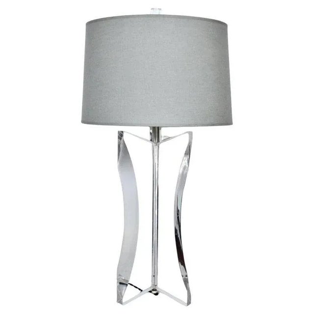 Herbert Ritts for Astrolite Transparent Acrylic Triform Fin table lamp, 1970's.Featuring three large, sturdy, smooth,...