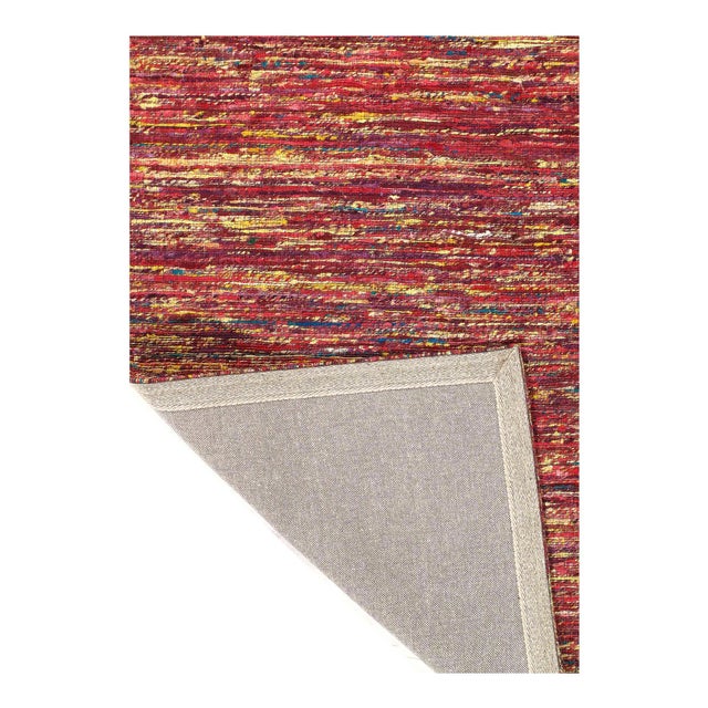 Sari-silk Modern Rug. Hand Tufted. Fine weave. These Modern rugs are sure to add a touch of modern elegance . D10593, D10595