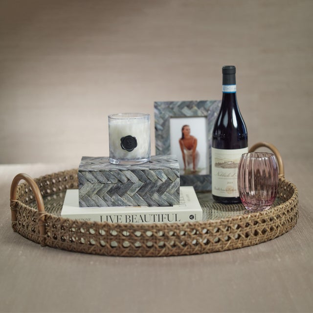 Zadar Round Open Weave Rattan Tray with Clear Glass For Sale - Image 4 of 5