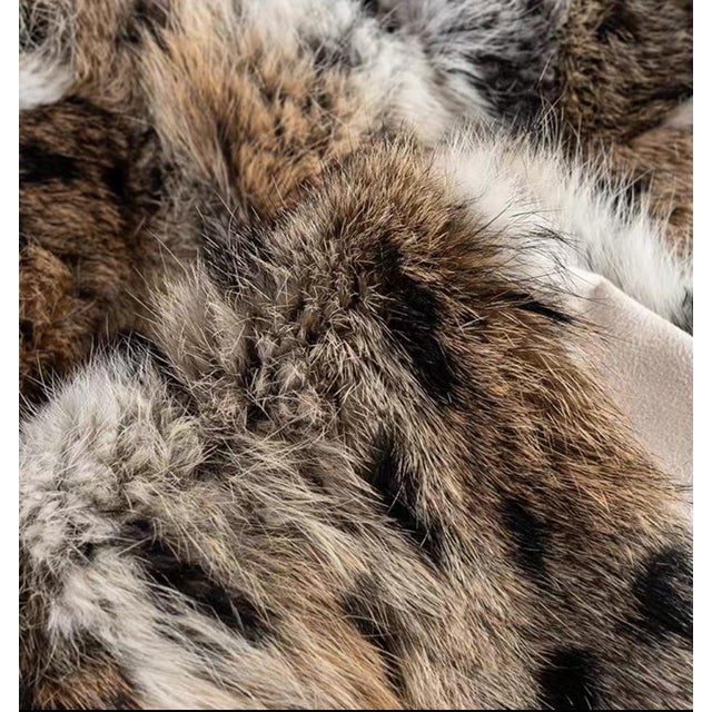 18英寸豹纹人造毛皮枕头 For Sale In Des Moines, IA - Image 6 of 9